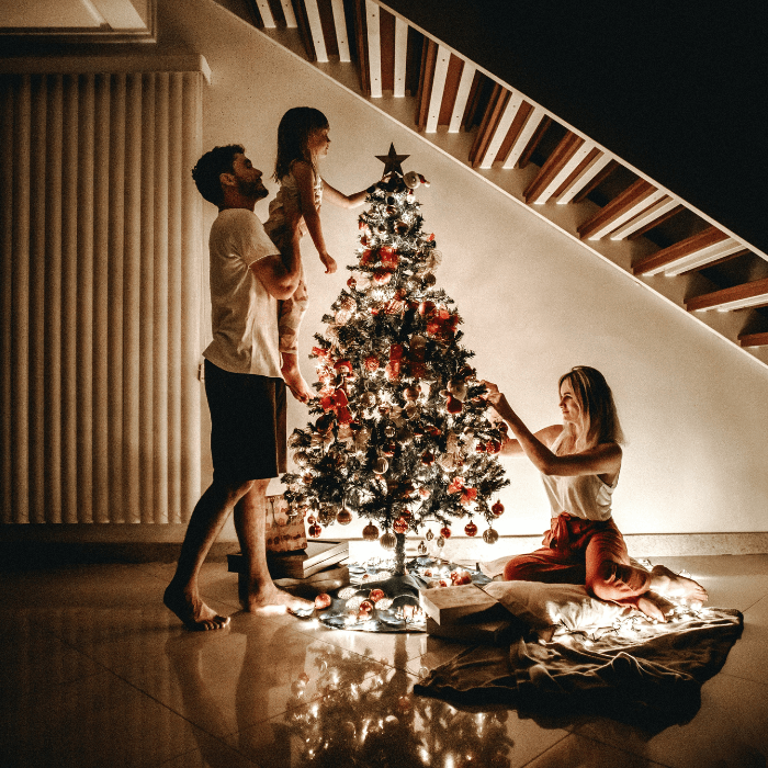 Christmas Traditions: Gifting Gold During Christmas